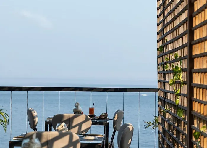 Adiwana Warnakali リゾート