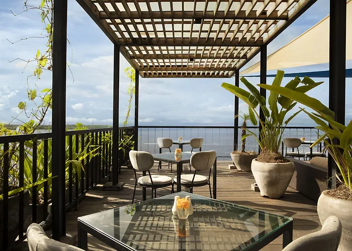 Adiwana Warnakali Resort 4*